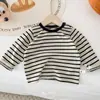 Conjunto de Algodão Listrado Duas Peças para Meninos - Outono/Primavera Macacão Confortável de Uma Peça para Meninos, Durável