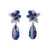 Aretes de gota con incrustaciones de diamantes y pasador de plata, sensación de lujo ligero y alta gama, aretes vintage de estilo corte francés para mujer con un diseño único