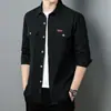 Camisa nueva de manga larga para hombre, versátil, casual, elegante, talla grande, camisa de trabajo, chaqueta fina de primavera y otoño, top con cuello