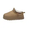 Botas de Neve Plus Size para Mulheres 2025 Novo Pelo Integrado Curto Neve Algodão Antiderrapante Pão Algodão Sapatos de Solado Grosso Sapatos Peludos