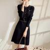 Vestido Interior para Mujer Otoño e Invierno 2026 Nuevo Estilo de Punto Elegante de Alta Gama que Ceñe la Cintura para Figuras Pequeñas