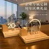 Luz de Noite Personalizada, Porta-Canetas Criativo, Luminária de Mesa em Acrílico, Presente de Aniversário para Celebrações Corporativas e Formaturas Escolares, Feito de Acordo com o Seu Design