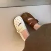 Zapatos de estilo francés, populares, versátiles y fáciles de combinar para 2026: que aumentan la altura, sin cordones, de suela blanda, diseño de lunares de moda, adecuados para usar al aire libre, zapatos de vestir individuales para mujer