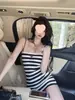 Falda de Punto con Rayas de Corazón Dulce y Atrevida para Cadera Vestido con Tirantes para Mujer Verano 2025 Nuevo Sexy Corto de Moda