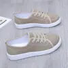 Zapatos de lona populares para mujer con diseño de grulla de almohada blanca, transpirables, nuevo modelo primavera 2026, zapatos de tela del viejo Pekín, zapatillas deportivas casuales versión coreana