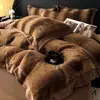 Estilo de Lujo Ligero de Invierno Set de Cuatro Piezas Engrosado de Terciopelo de Visón Terciopelo de Leche Terciopelo de Piel de Conejo Terciopelo de Piel Sintética Funda Nórdica Sábana Funda de Almohada Ropa de Cama 3
