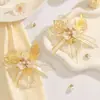 Flores de Muñeca para Damas de Honor, Flores para la Mano del Grupo de Hermanas de la Novia, Pulseras de Boda Coreanas, Boutonnières para Padres, Novio y Padrinos