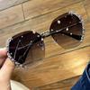 2020 nuevas gafas de sol con adornos de diamantes para mujer, gafas de sol de personalidad con diamantes, libro rojo en línea, gafas de sol rojas
