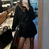 Trench coat curto clássico cáqui com lapela e acinturado para mulheres, nova moda primavera e outono 2026, jaqueta estilo britânico para mulheres baixinhas