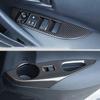 Adecuado para Toyota Corolla Corolla Cross 21-23, manija de la caja del apoyabrazos del engranaje de la taza del agua, decoración interior