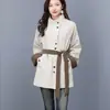 Casaco Trench Coat Britânico Color Block com Botões, Bolsos, Gola Meia-Alta, Elegante Slim Fit Feminino, Atacado de Comércio Exterior para Outono e Inverno