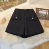 Shorts de Lã com Lantejoulas Estilo Chanel Feminino Outono/Inverno 2024 Cintura Alta Modelo A Wide Leg Calças Emagrecedoras Roupa Externa Calças para Botas Joker