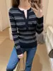 Blusa de tricô preta com listras, estilo francês, gola meio aberta, manga longa, para mulheres, camada base elegante de outono de alta qualidade, blusa absolutamente linda
