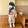 Artículos en stock sudadera con estampado de cachorro de dibujos animados para esquiar para niños conjunto de chándal para niños bebé primavera y otoño manga larga puño elástico pantalón de chándal conjunto de dos piezas
