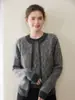 Cardigan de Jacquard Cashmere com Zíper Contrastante para Mulheres 25 Outono e Inverno Novo Suéter Jaqueta de Malha Sarjada com Gola Redonda