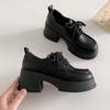 Zapatos Pequeños de Cuero Negro de Suela Gruesa y Tacón Grueso Estilo Británico para Mujer 2025 Nuevo Otoño e Invierno Punta Redonda Versátiles Zapatos Franceses Mary Jane