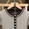 Camiseta Básica de Rayas Bloque de Color Tendencia Primavera/Verano 2026 Nueva Simple Ajustada Moda Gris Tejido de Canalé Manga Corta