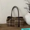 Bolsas Xadrez Outono e Inverno Transfronteiriças para Mulheres 2026 Nova Bolsa de Ombro Estilo Coreano Retro de Alto Valor