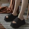 Sandalias de plataforma gruesa para mujer, de verano, para exteriores, modelo nuevo 2026, que aumentan la altura, antideslizantes, para la playa y el mar, chanclas para mujer