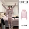 Conjunto de Moletom e Saia Curta para Mulheres, Nova Moda Primavera 2026, Conjunto Casual Top e Saia Curta para Mulheres Baixas, Roupa Estilo Coreano