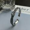 Pulsera de estilo medio antiguo de ala ancha con circón y diseño de hierba tang personalizada de industria pesada para hombre y mujer, tendencia de diseño de nicho, pulsera de estilo frío