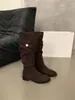 Botas Apiladas de Diseño Nicho Retro Francés para Mujer, Botas Altas con Hebilla Metálica Otoño 2025, Botas de Gamuza sin Cordones