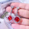 Pendientes Geométricos Populares Europeos y Americanos con Forma de Gota de Agua Incrustados de Diamantes, Lujo Ligero, Joyería de Gama Alta Moderna y Versátil