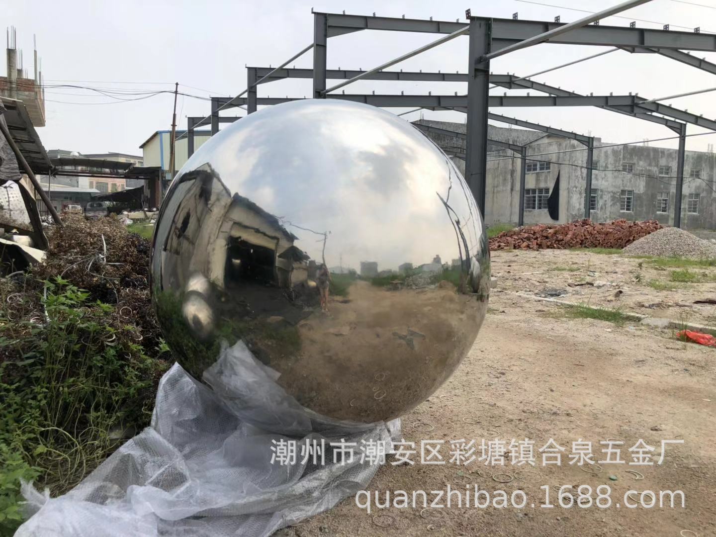 不锈钢镜面大圆球