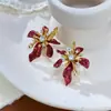 Brincos de Metal com Pétalas Incrustadas de Diamante, Design Simples, Transfronteiriços Europeus e Americanos, Femininos, Leves, Luxuosos, Doces e Versáteis, Atacado de Brincos