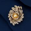 Broche de Fogos de Artifício Luxuoso e Atmosférico, Corsage de Pérola Retrô Feminino de Alta Qualidade, Pin de Nicho de Luxo Acessível de Alta Qualidade, Acessórios para Terno
