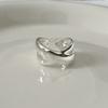 Anillo de Mobius para mujer de personalidad nicho europea y americana, anillo cerrado con sentido de alta gama, estilo frío ins, anillo espiral simple