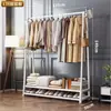 Cabide de chão para quartos, simples e fácil de usar, com design reforçado, adequado para pendurar roupas e chapéus, e pode ser movido pela varanda para secar roupas.