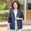 Chamarra con capucha estilo mamá para mujer, nueva colección 2026, top estampado con cierre de moda para mujeres de mediana edad y mayores, chaqueta elegante