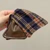 Pinza para el pelo de felpa con lunares de alta gama 2026, Pinza de tiburón moderna y exquisita para mujer, Versátil para el uso diario y el trabajo, Accesorio para el cabello