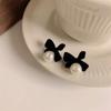 Pendientes de Terciopelo con Flores Nuevos, Modernos y Exquisitos Estilo Coreano, Pendientes Clásicos Elegantes Simulados al por Mayor para Mujer