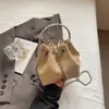 Bolsa de Corrente de Balde de Luxo 2025 Nova Feminina Casual de Veludo Super Quente Bolsinha Transversal Elegante para o Dia a Dia