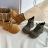 Botines tipo Martin para niña, nueva colección otoño/invierno 2026, botines infantiles, botines amarillos pequeños, versátiles y con estilo, adecuados para estudiantes y bebés, botines cortos de moda