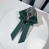 Gravata borboleta estilo retrô coreano estilo faculdade britânica para homens e mulheres Cor vinho Decoração de strass Acessório para camisa