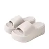 Chinelos Eva com Solado Ultra-Grosso para Mulheres, Novo Estilo de Verão, Moda Coreana, Cor Sólida, Versátil, Moderno, Casual, Solados Grossos que Aumentam a Altura