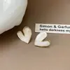 Aretes de Corazón Gota de Aceite Aguja de Plata Moda Simple Versátil Temperamento Aretes Únicos Diseño de Nicho Aretes al por Mayor para Mujeres