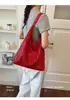 Bolsa de axila de alta qualidade em estilo coreano, com trama oca, para mulheres, fresca e estilosa, adequada para o dia a dia, bolsa de ombro versátil