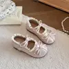 Sapatos de Couro Infantis 2026 Novo Estilo Sapatos Mais Vendidos Mocassins Laço Princesa Sola Macia Cadarço Sapato Único para Bebê Menina