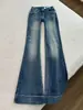 Jeans acampanados de tiro bajo estilo retro americano para mujer, nuevo estilo otoño 2026, corte ajustado, no apretados en las piernas, pantalones acampanados en forma de herradura