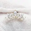 Pendientes de aleación de titanio Fengtai F136, pendientes de marquise curvados, tachuelas para el cartílago de la oreja, joyería para perforación corporal con cuerpo de titanio G23 de rosca interna