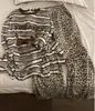 2026 Em Estoque 180 Quilates Imitação Algodão Estampa de Leopardo Dachshund Manga Longa Calça Longa Conjunto de Loungewear Solto Feminino Outono