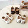Zapatos de Cuero para Niñas Primavera y Otoño 2025 Estilo Chanel Zapatos Individuales Infantiles Zapatos Mary Jane Suaves para Niñas Pequeñas, Niños Pequeños y Niños