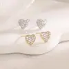 Aretes de circonia en forma de corazón, dulces y lindos, un regalo para tu novia, únicos y exquisitos, pequeños y llenos de diamantes, aretes en forma de corazón