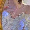 Nuevo Collar de Cruz de Diamantes Brillantes para Sexys, Lujo Accesible, Nicho, Estilo Cool, Cadena de Clavícula Personalizada y Versátil