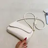 Bolsa Feminina 2026 Bolsa de Mão Simples Bolsa de Ombro Versátil Bolsa Quadrada Pequena Sensação de Luxo Bolsa de Ombro Única Bolsa de Mão Feminina Cor Sólida