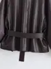 Ropa de mujer de venta caliente transfronteriza en Amazon para el otoño de 2026: chaqueta de cuero ajustada, estilo retro biker, con cuello alto